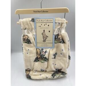 NEW Winnie the Pooh Bear Collection Plush Baby Blanket Piglet 30x40